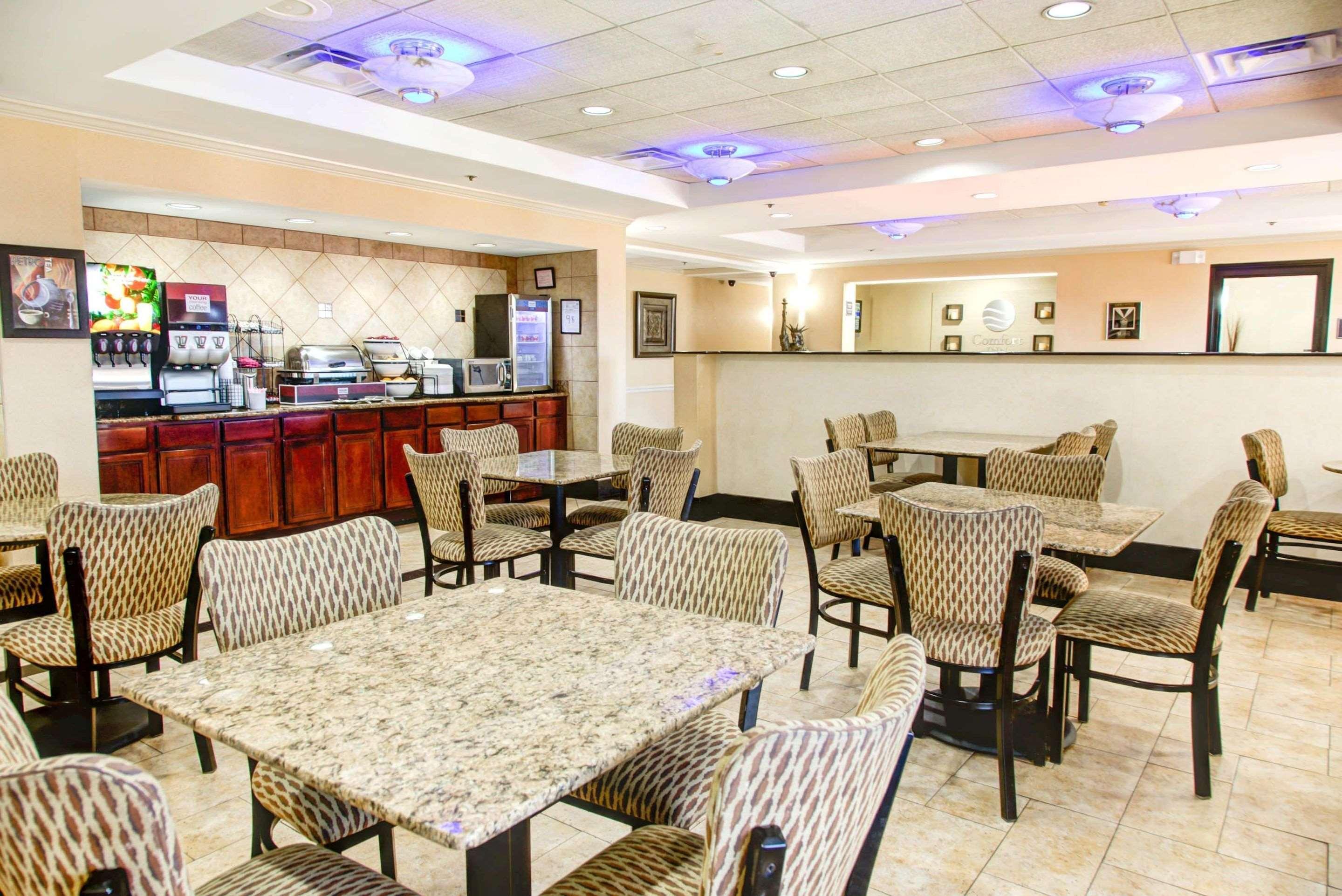 Comfort Inn Birmingham Homewood Esterno foto