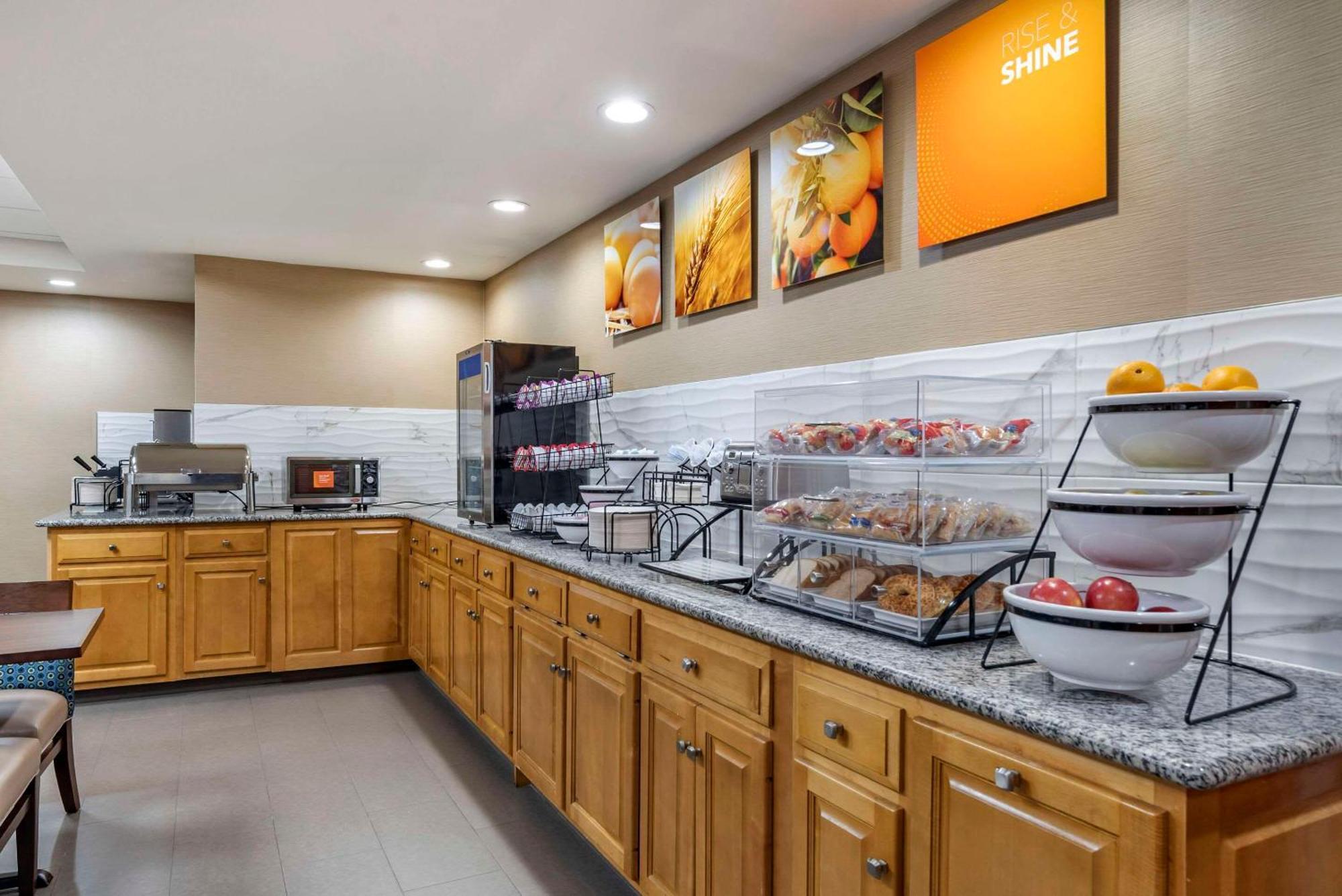 Comfort Inn Birmingham Homewood Esterno foto