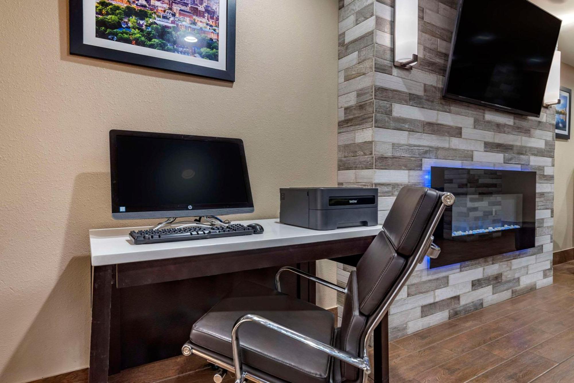 Comfort Inn Birmingham Homewood Esterno foto