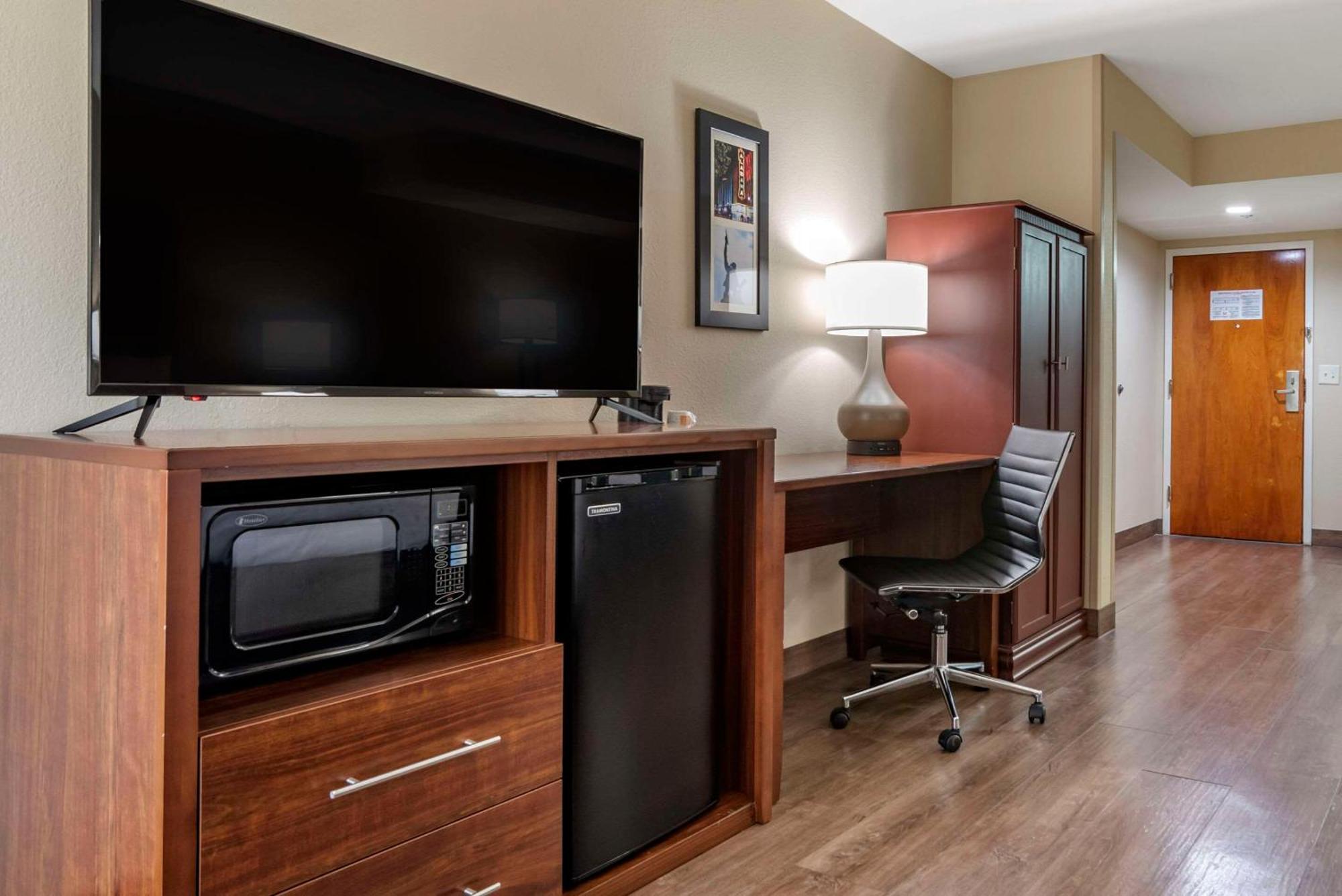 Comfort Inn Birmingham Homewood Esterno foto